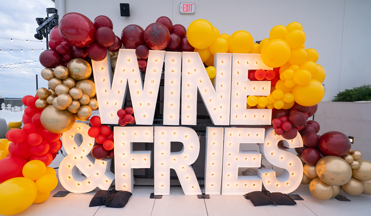 Wine & Fries-29